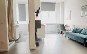 Rainbow Studio Flat- Monolocale Luminoso